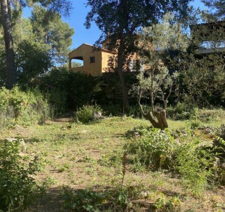 Très beau terrain a bâtir sur la commune de LA CADIERE-D’AZUR - constrcuteur de maison - Villas la Provençale