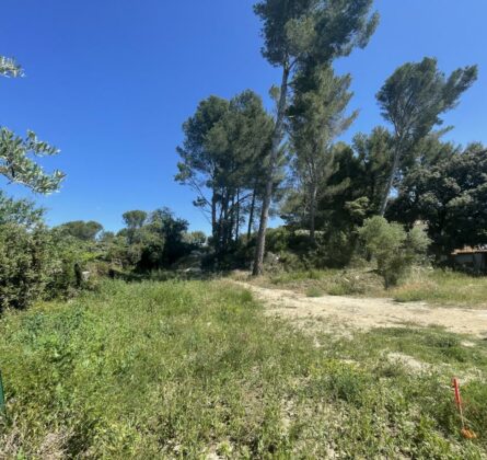 UN VERITABLE ECRIN - constrcuteur de maison - Villas la Provençale