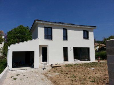 Terrain à vendre à Senas – Offre exceptionnelle ! - constrcuteur de maison - Villas la Provençale