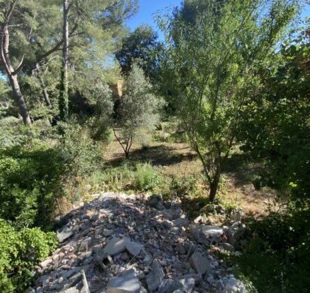 Très beau terrain a bâtir sur la commune de LA CADIERE-D’AZUR - constrcuteur de maison - Villas la Provençale