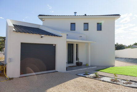 Villa Moderne à Camaret-sur-Aigues : Confort et Élégance au Cœur de la Provence - constrcuteur de maison - Villas la Provençale