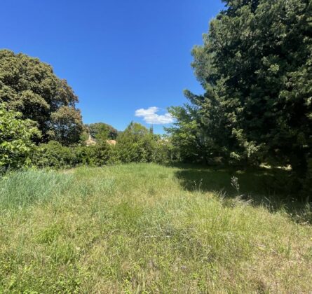 UN VERITABLE ECRIN - constrcuteur de maison - Villas la Provençale