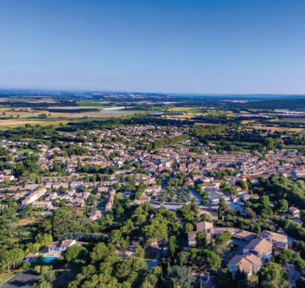 ECRIN DE VERDURE DANS LES ALPILLES - constrcuteur de maison - Villas la Provençale