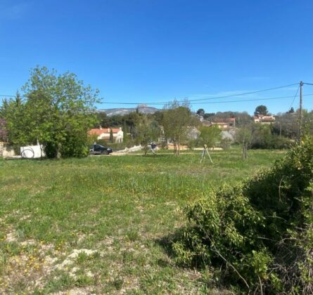 Très beau Terrain a bâtir sur la commune d’AUBAGNE - constrcuteur de maison - Villas la Provençale