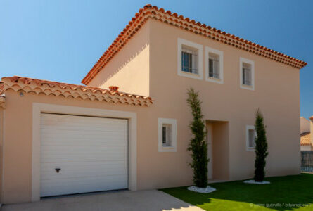 Maison neuve dans les Alpilles - constrcuteur de maison - Villas la Provençale