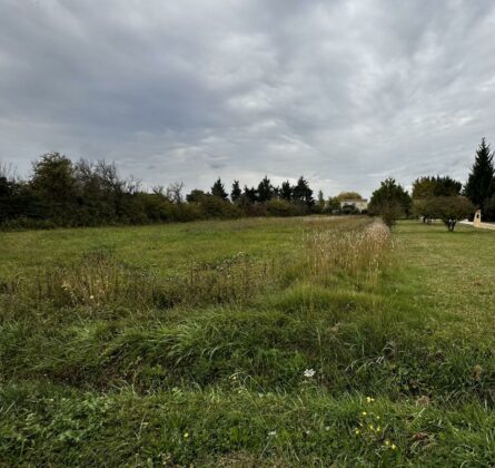 Terrain constructible viabilisé - constrcuteur de maison - Villas la Provençale