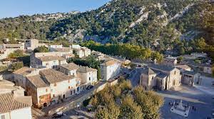 Au pied du Luberon et à 5 mn du centre ville de Mouriès - constrcuteur de maison - Villas la Provençale