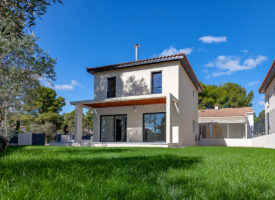 Maison de Charme à Allauch : 94 m² d’Élégance et de Confort